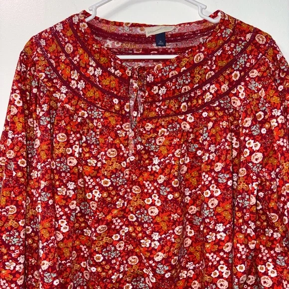 Universal Thread Red Floral Tie-Neck Long-Sleeve Blouse Size XL - Picture 4 of 6